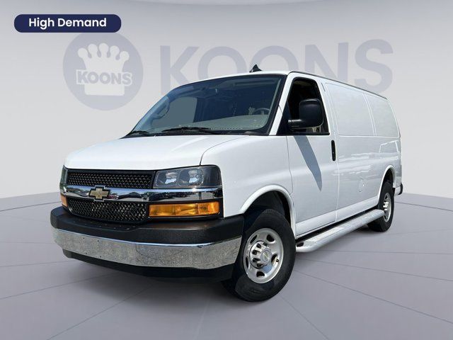 2022 Chevrolet Express Base