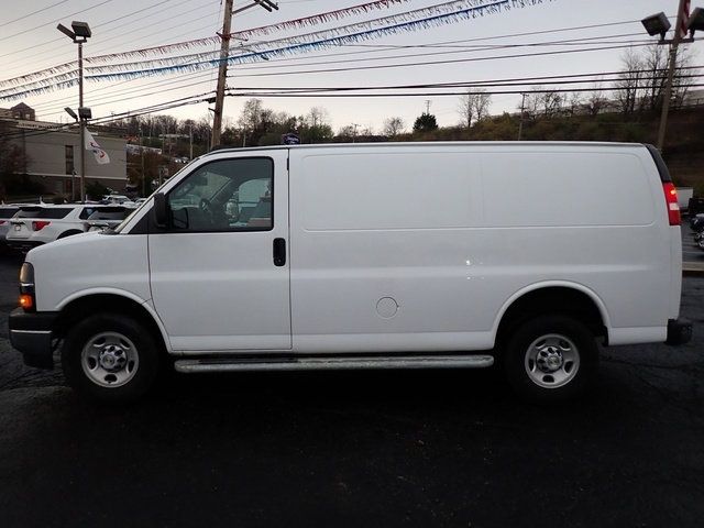 2022 Chevrolet Express Base