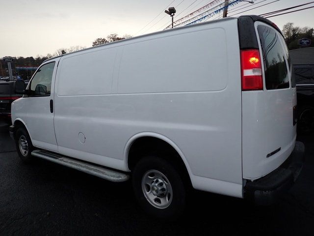 2022 Chevrolet Express Base