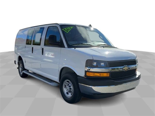 2022 Chevrolet Express Base