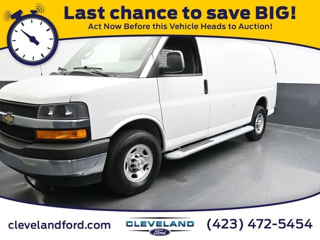 2022 Chevrolet Express Base