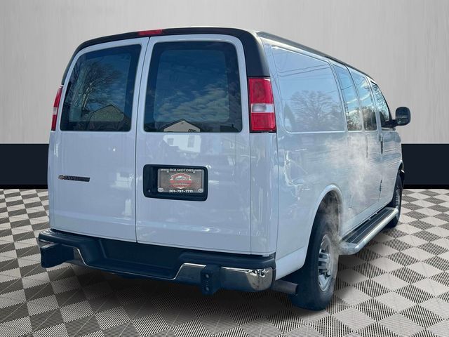 2022 Chevrolet Express Base