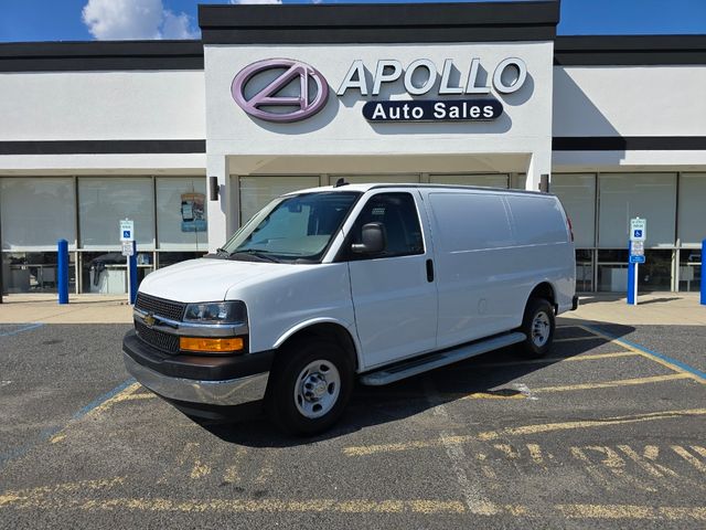 2022 Chevrolet Express Base