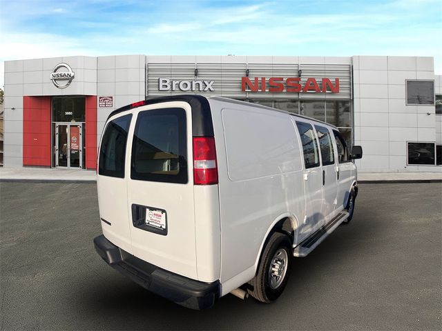 2022 Chevrolet Express Base