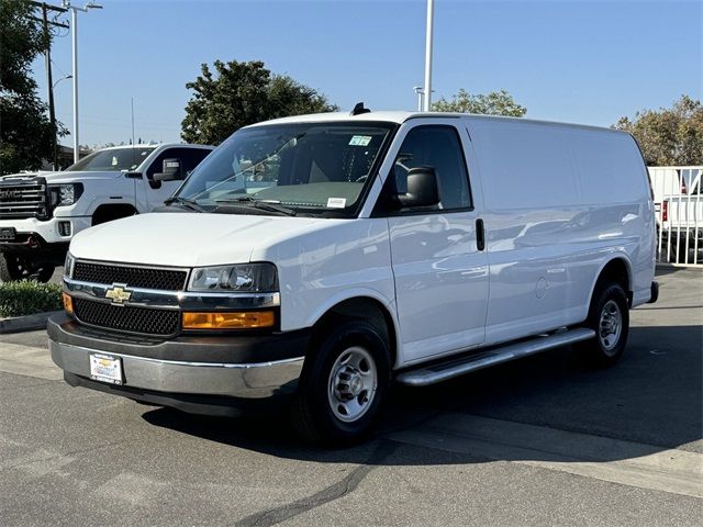 2022 Chevrolet Express Base