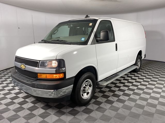 2022 Chevrolet Express Base