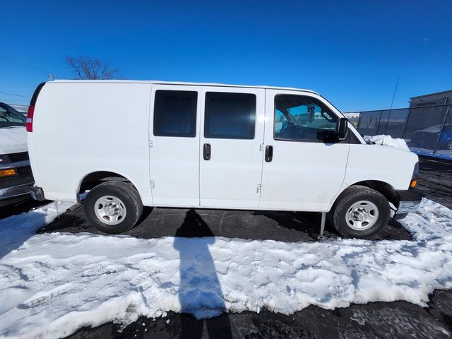 2022 Chevrolet Express Base