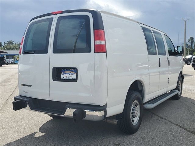 2022 Chevrolet Express Base