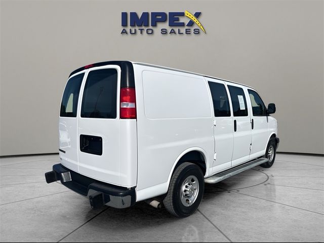 2022 Chevrolet Express Base