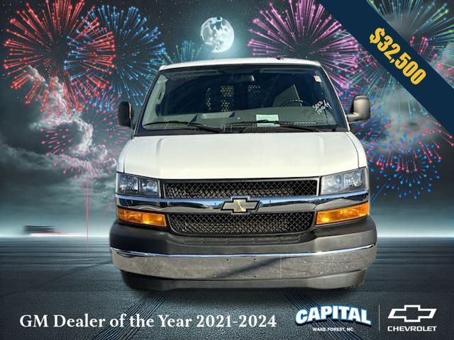 2022 Chevrolet Express Base