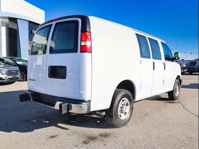 2022 Chevrolet Express Base