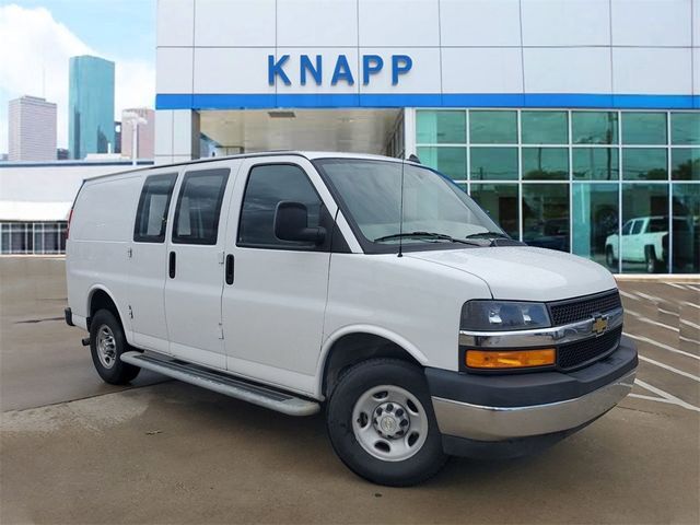 2022 Chevrolet Express Base