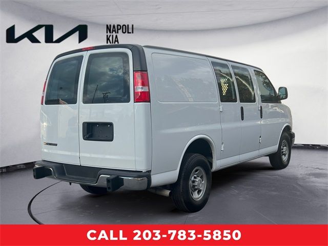 2022 Chevrolet Express Base