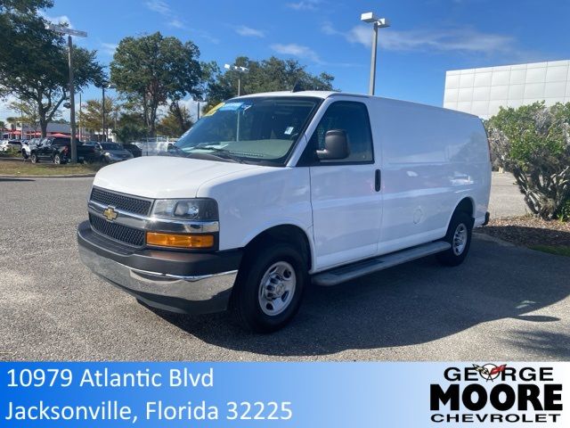 2022 Chevrolet Express Base