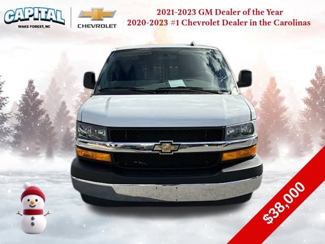 2022 Chevrolet Express Base