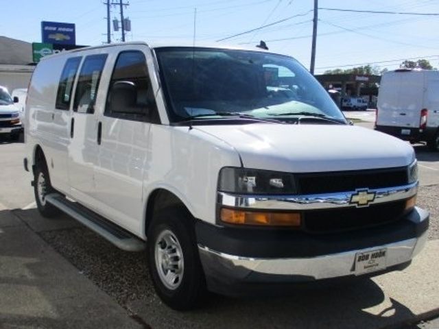 2022 Chevrolet Express Base