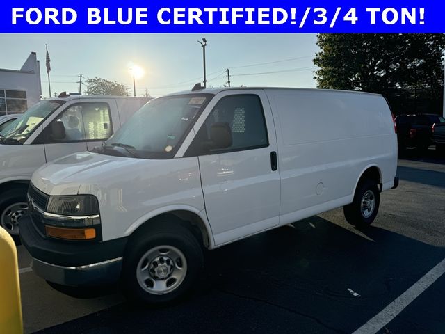 2022 Chevrolet Express Base