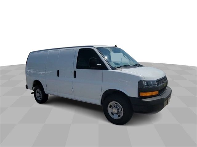 2022 Chevrolet Express Base