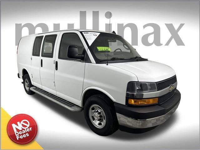 2022 Chevrolet Express Base