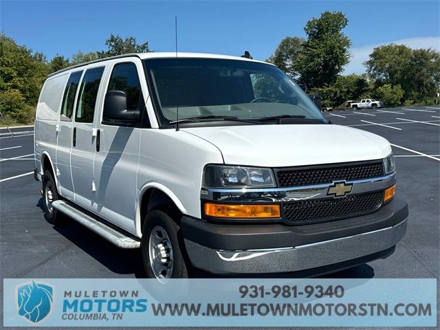 2022 Chevrolet Express Base