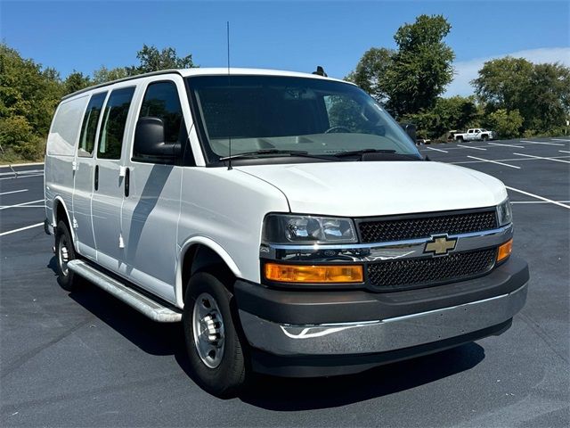 2022 Chevrolet Express Base