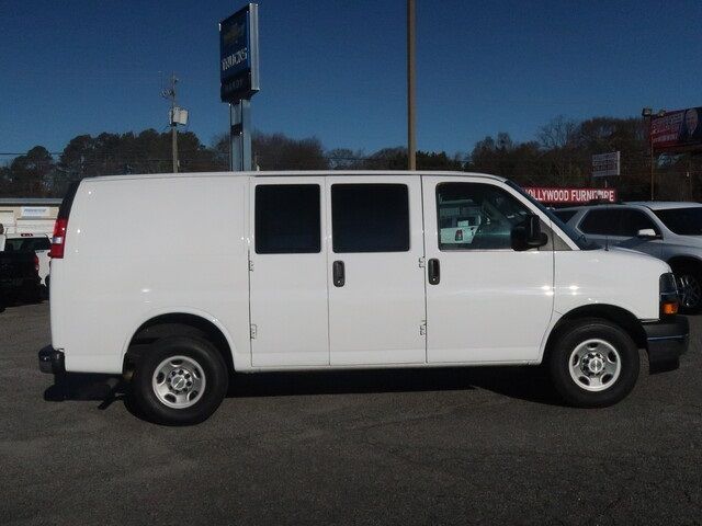 2022 Chevrolet Express Base