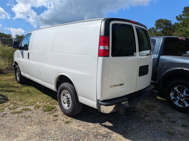 2022 Chevrolet Express Base