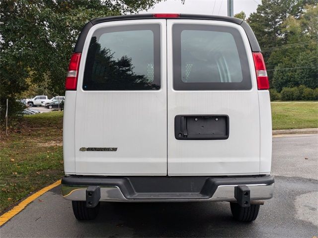 2022 Chevrolet Express Base