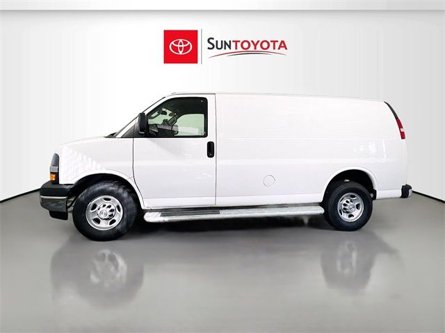 2022 Chevrolet Express Base