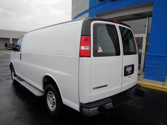 2022 Chevrolet Express Base