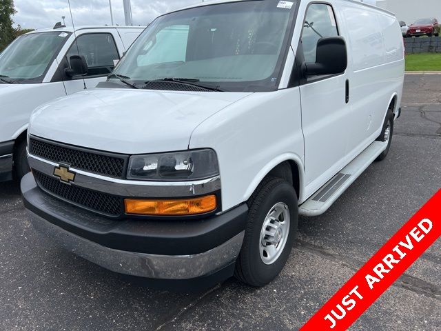 2022 Chevrolet Express Base