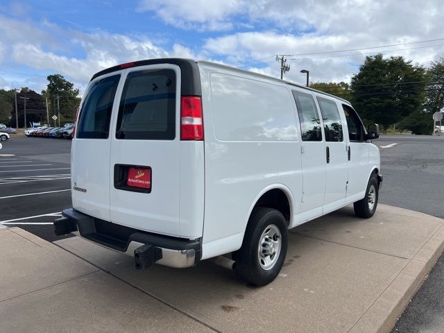 2022 Chevrolet Express Base