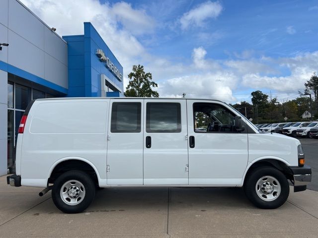 2022 Chevrolet Express Base