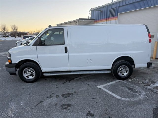 2022 Chevrolet Express Base