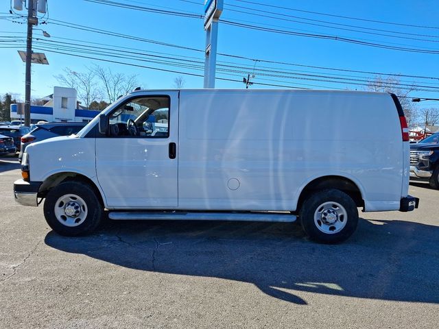 2022 Chevrolet Express Base