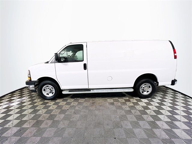 2022 Chevrolet Express Base