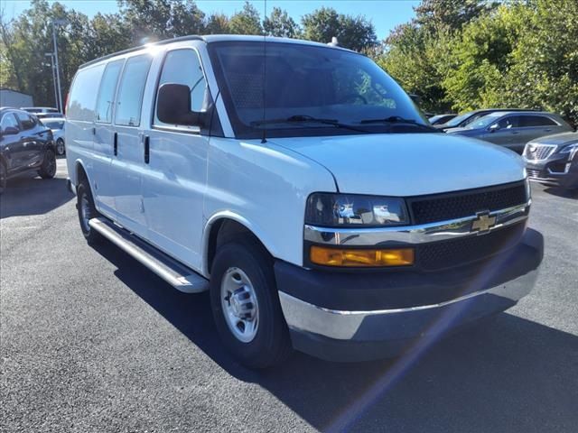 2022 Chevrolet Express Base