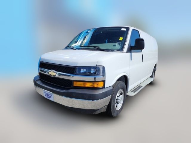 2022 Chevrolet Express Base