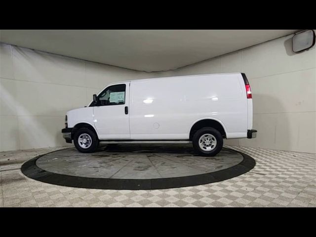 2022 Chevrolet Express Base