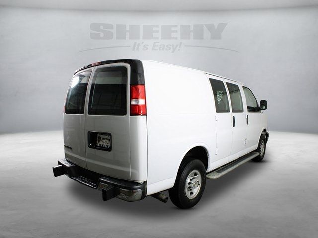 2022 Chevrolet Express Base