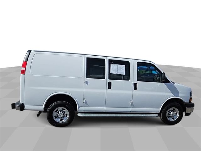 2022 Chevrolet Express Base