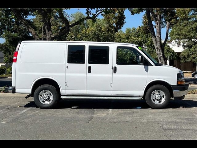 2022 Chevrolet Express Base