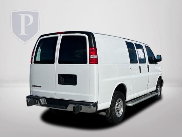 2022 Chevrolet Express Base