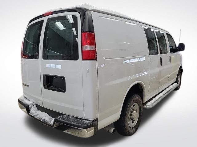 2022 Chevrolet Express Base