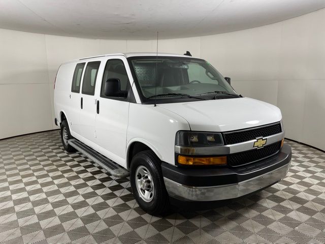 2022 Chevrolet Express Base