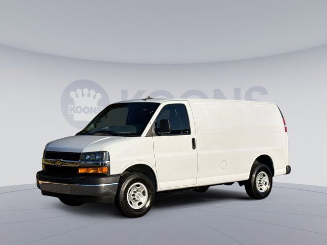 2022 Chevrolet Express Base