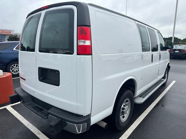 2022 Chevrolet Express Base