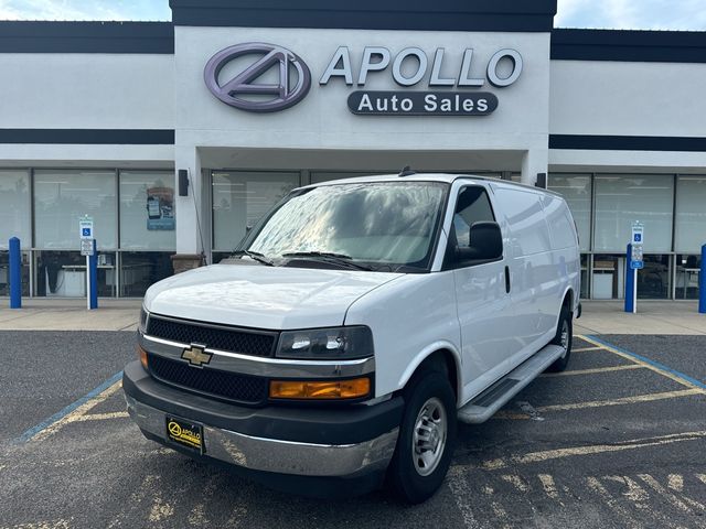 2022 Chevrolet Express Base