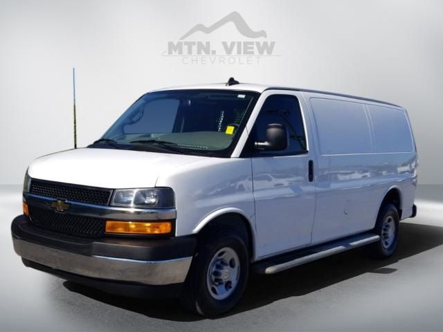 2022 Chevrolet Express Base