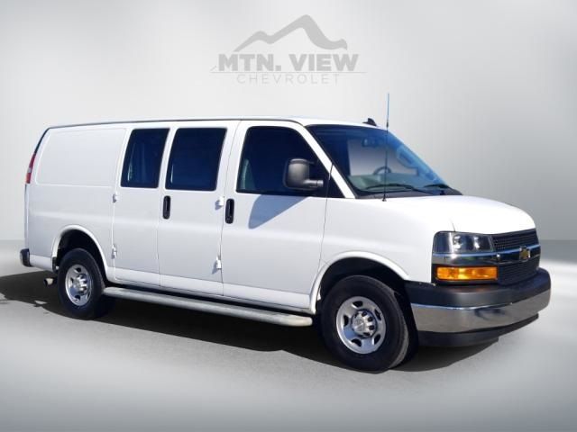 2022 Chevrolet Express Base